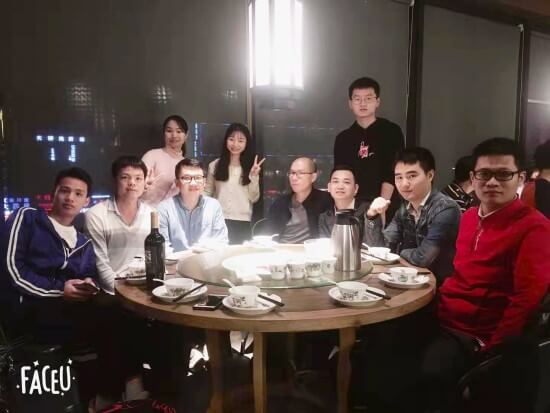 虹華軟件年會聚餐，更有抽獎k歌環(huán)節(jié)精彩紛呈